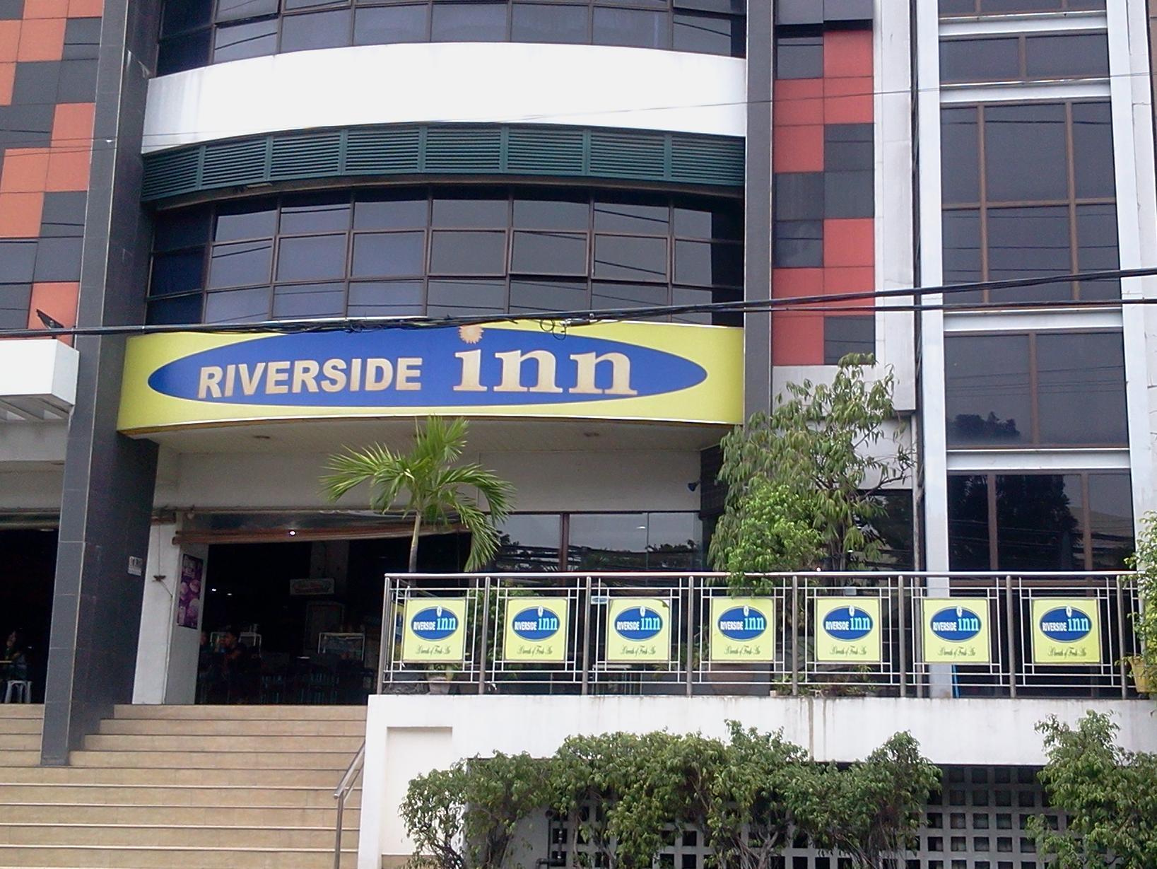 Riverside Inn Babuy Exterior photo